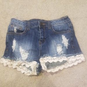 Cute shorts with lace trim